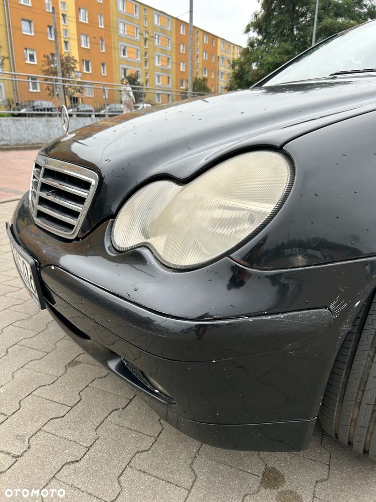 Mercedes-Benz Klasa C 180 T Kompressor Classic - 13