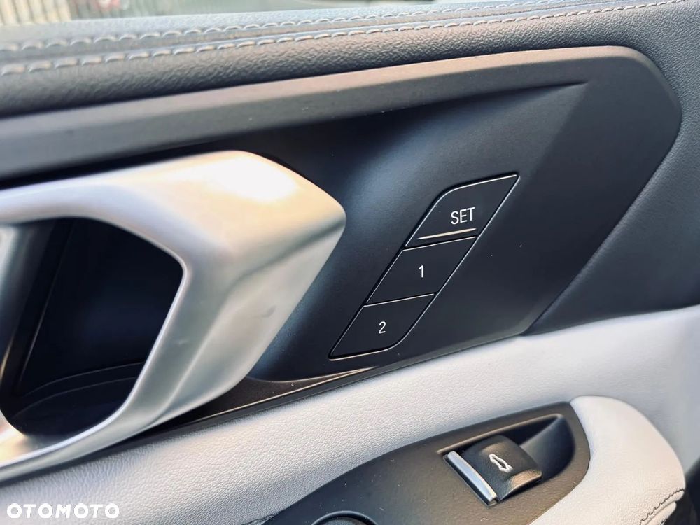 BMW X5 xDrive40i - 20