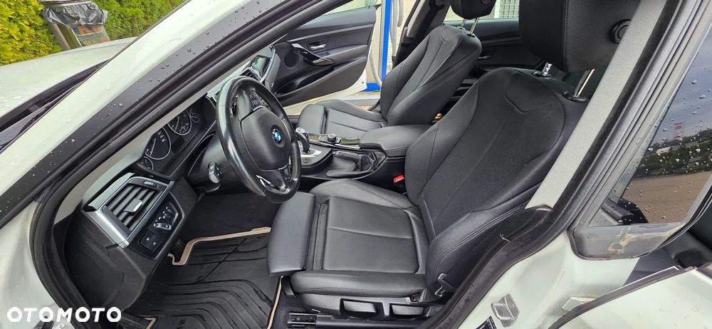 BMW 3GT 320i GPF - 14