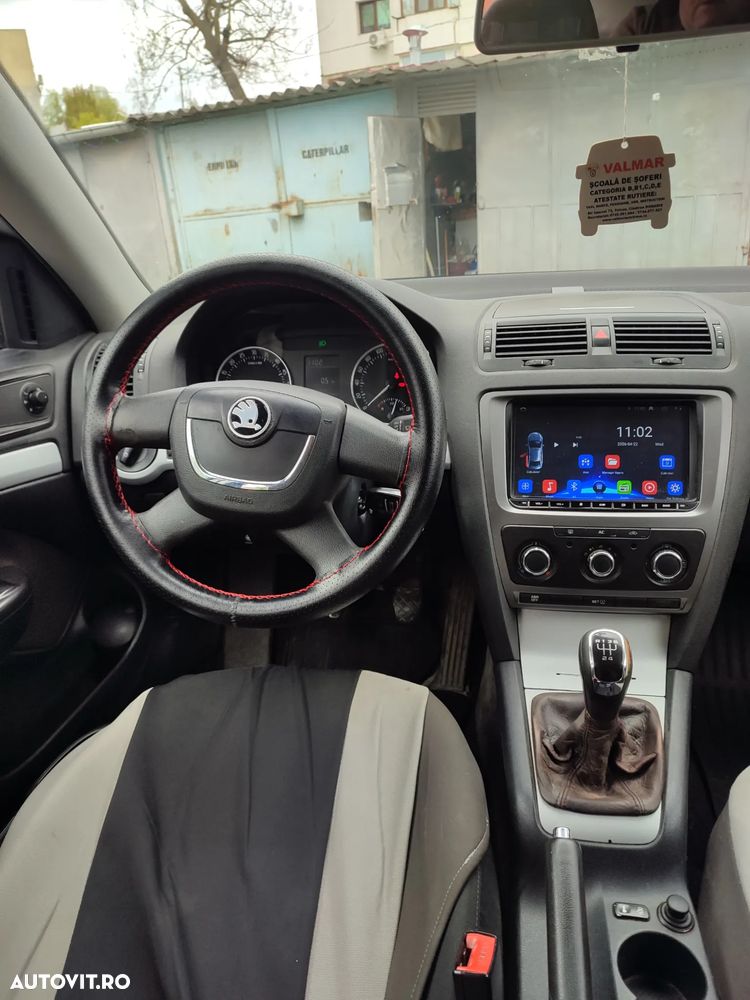 SKODA Octavia 2011 — imagine 17