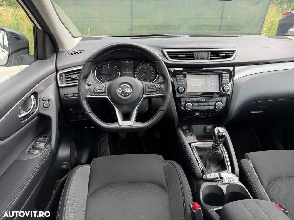 Nissan Qashqai 1.6 DCI ALL-MODE 4x4i N-Connecta - 14