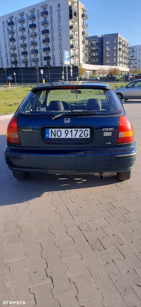 Honda Civic - 4