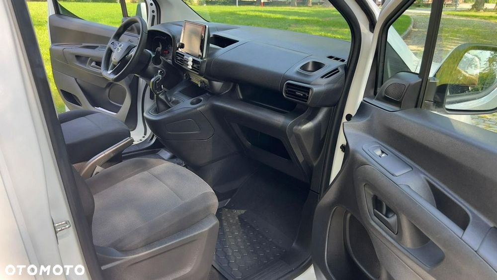 Opel Combo - 12