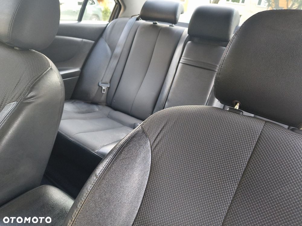 Kia Magentis - 5