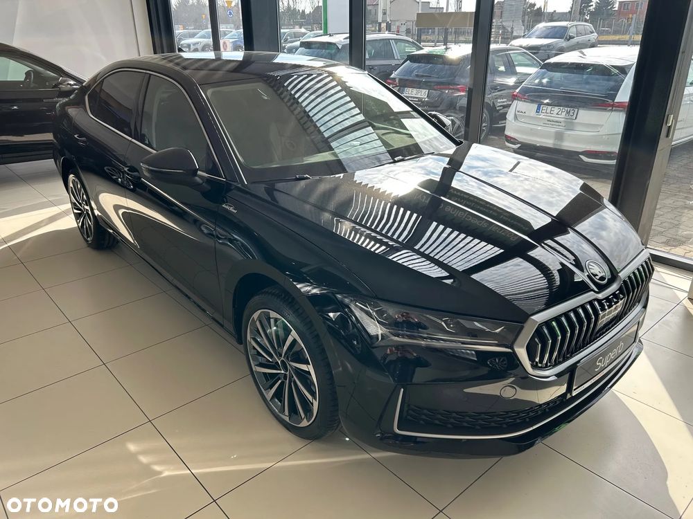 Skoda Superb 2.0 TDI SCR 4x4 L&K DSG - 3