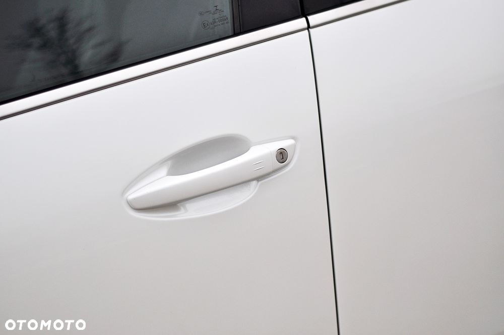 Peugeot 3008 1.2 PureTech Allure S&S - 22