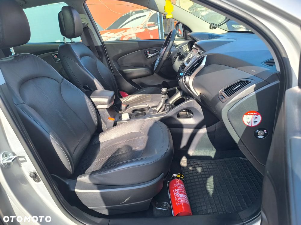 Hyundai ix35 2.0 CRDi 4WD Premium - 18