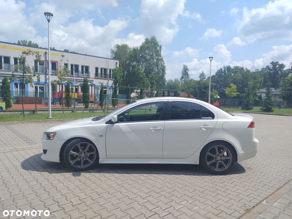 Mitsubishi Lancer 1.6 Inform - 5