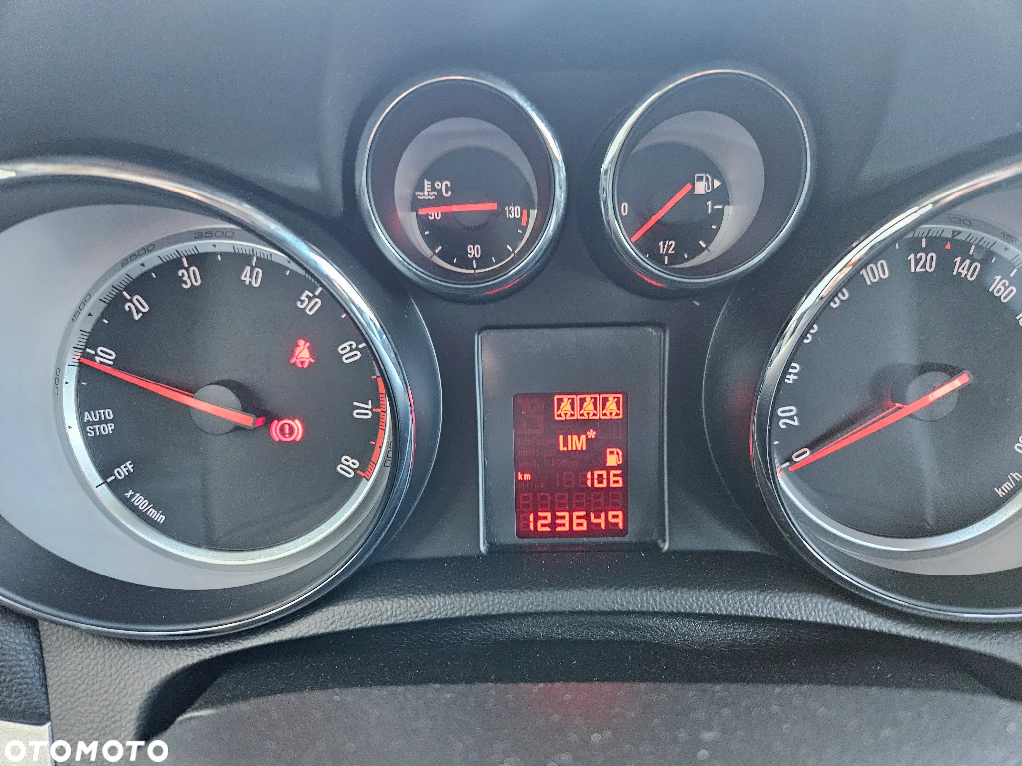 Opel Mokka 1.6 Essentia S&S - 5