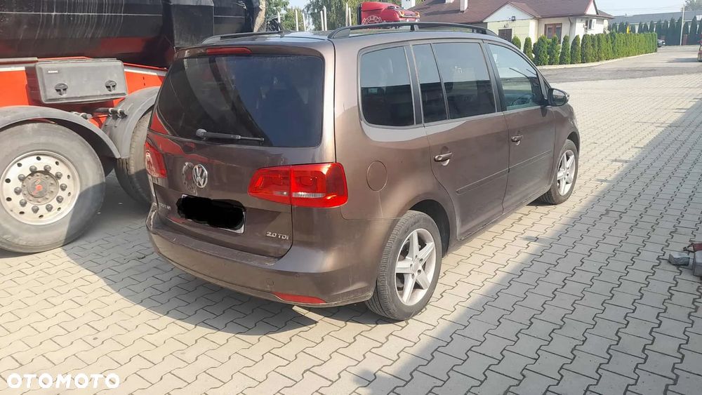 Volkswagen Touran 2.0 TDI DPF BlueMotion Technology Comfortline - 1