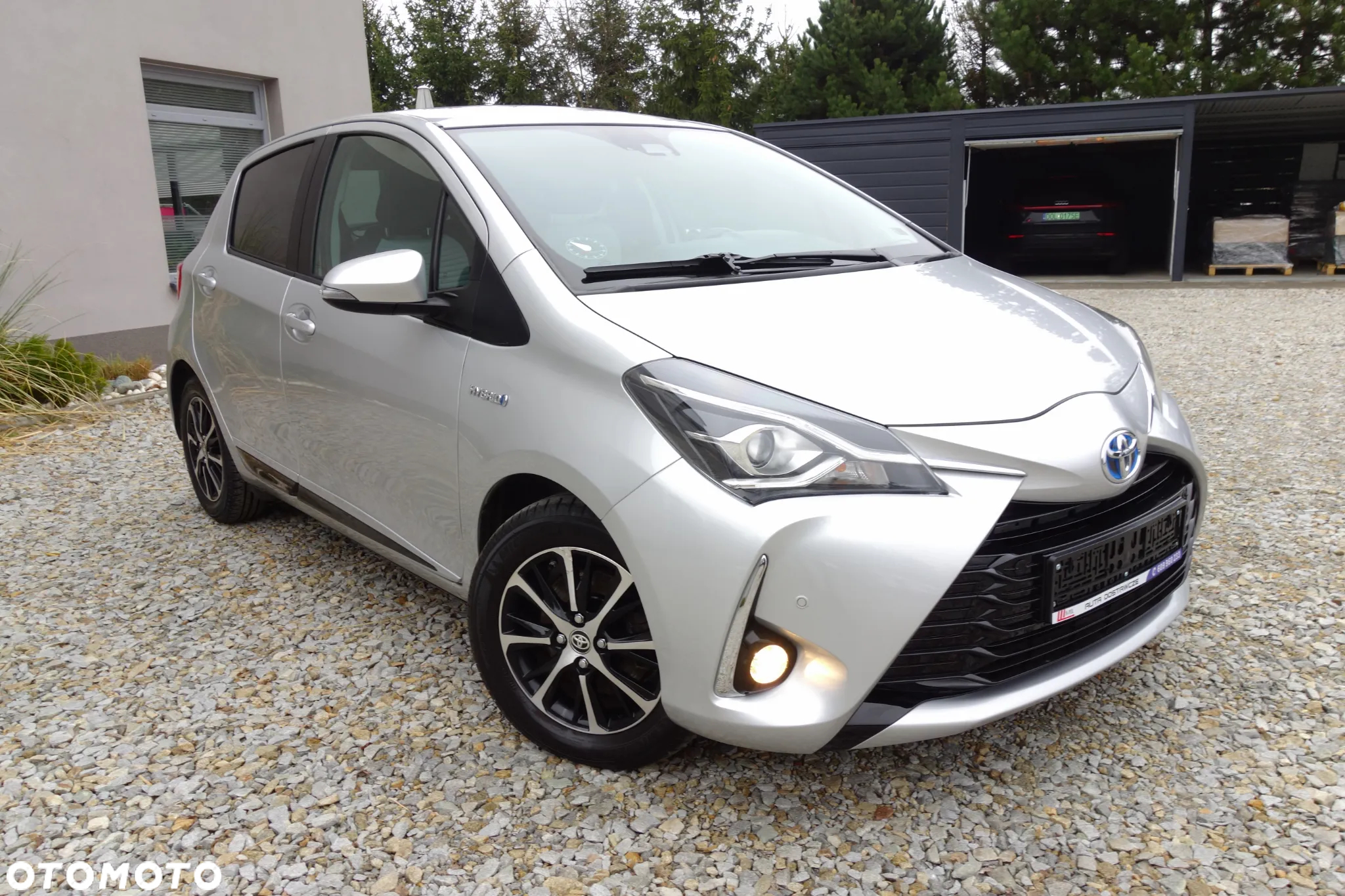Toyota Yaris Hybrid 1.5 VVT-i Selection - 18