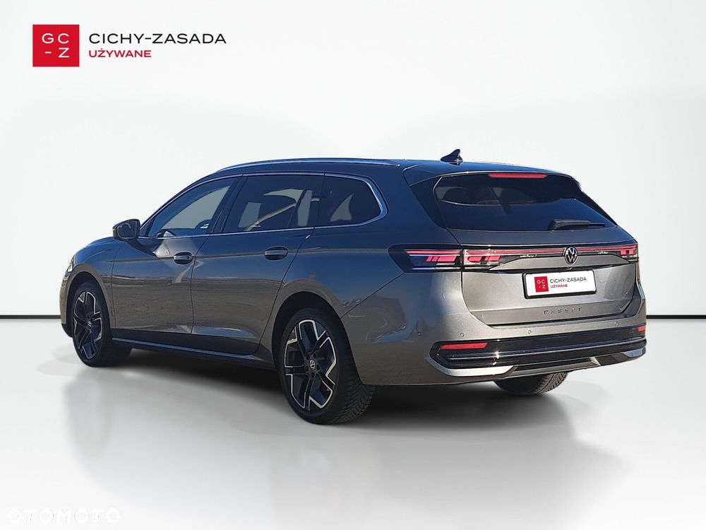 Volkswagen Passat - 3