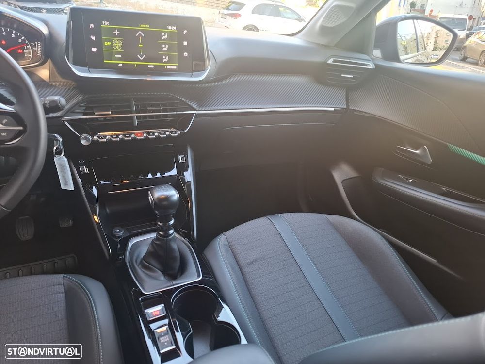 Peugeot 208 PureTech 100 Allure Pack - 10