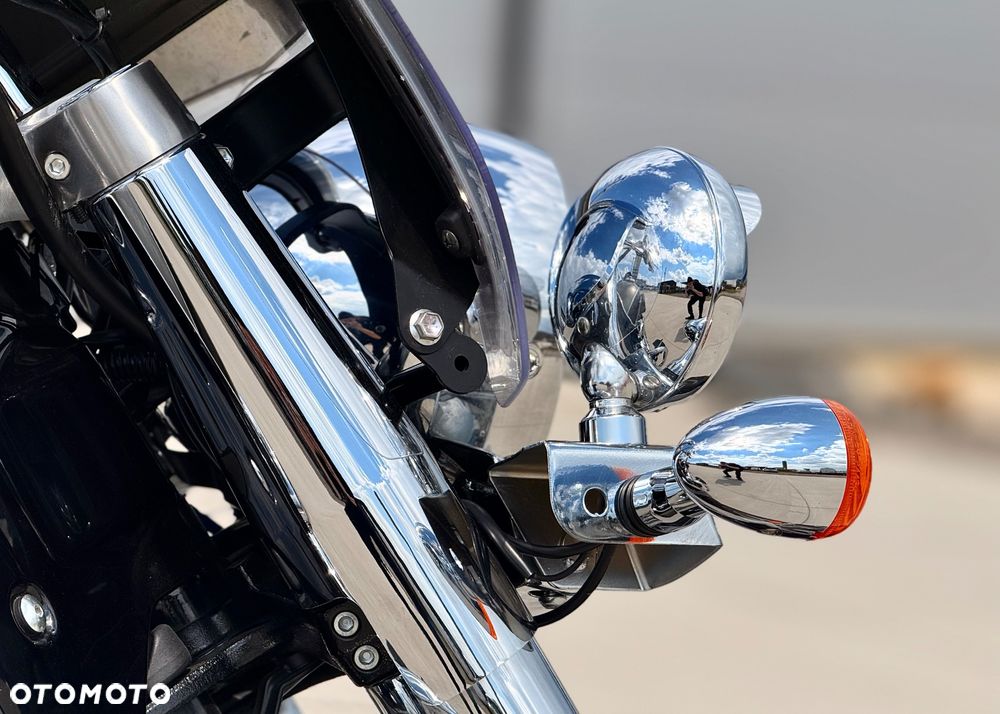 Suzuki VL 1500 Intruder LC - Boulevard C90 - 16