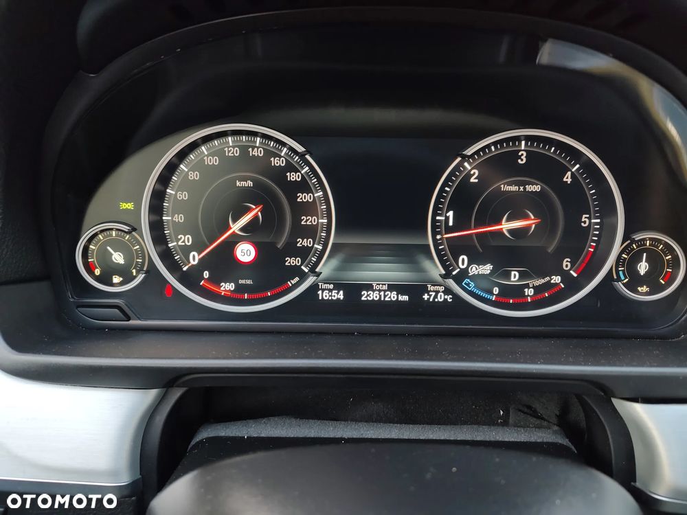 BMW Seria 5 535d Luxury Line - 30