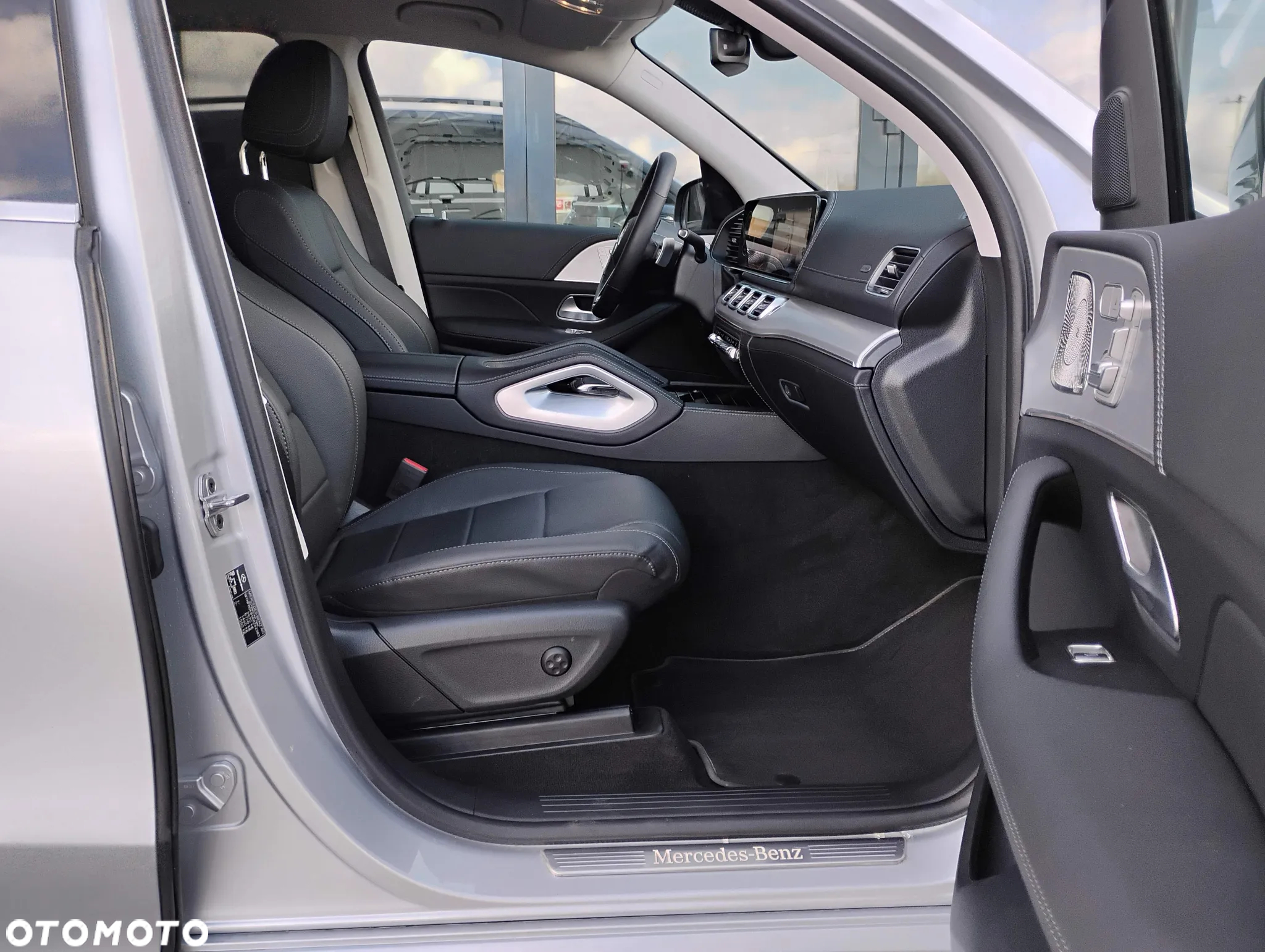 Mercedes-Benz GLE 300 d 4-Matic - 16