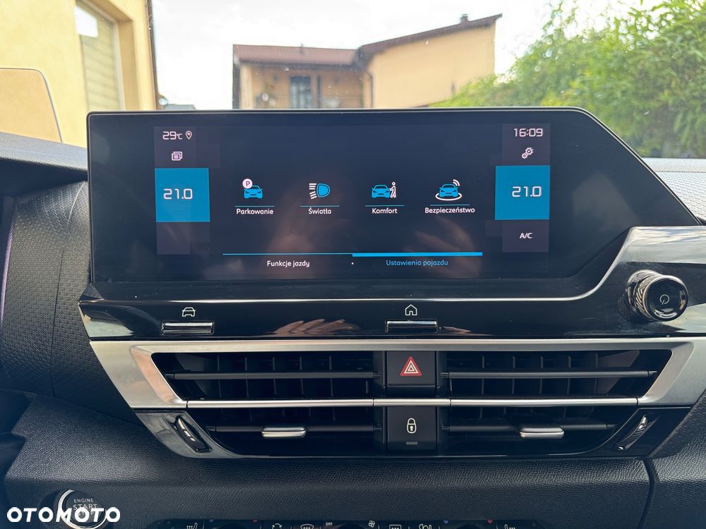 Citroën C4 1.2 PureTech Max S&S - 23