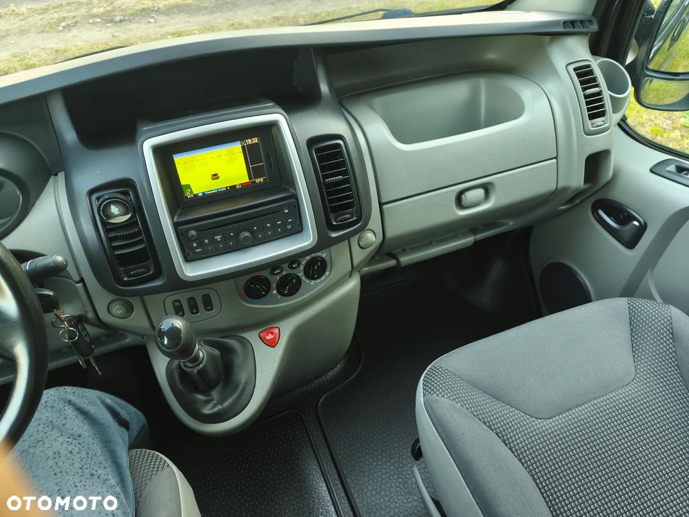 Opel VIVARO - 36
