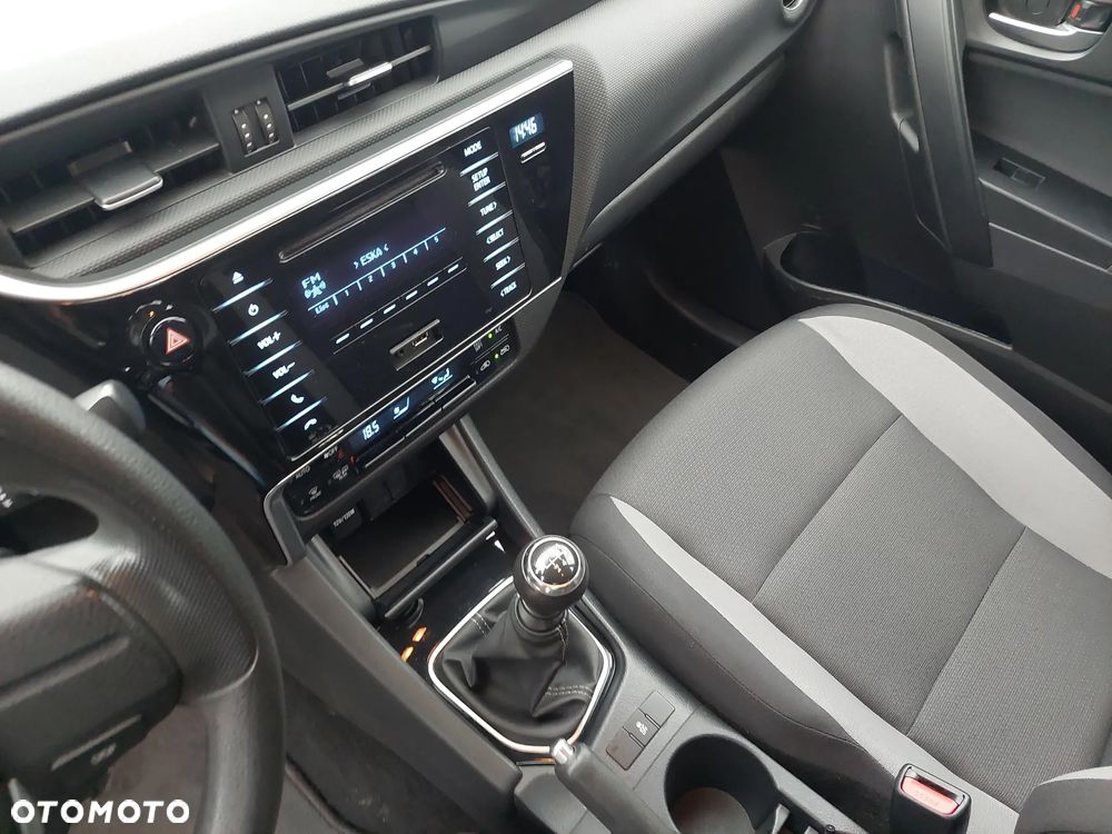 Toyota Auris 1.6 Active - 15