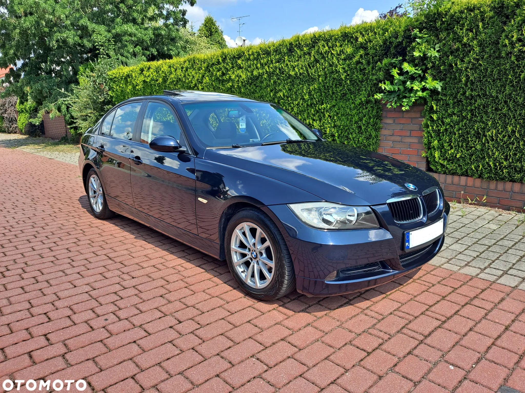 BMW Seria 3 320i - 1