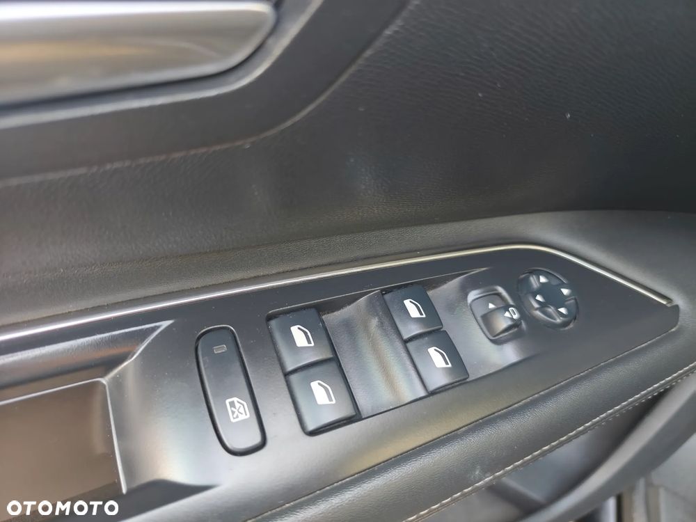 Peugeot 3008 BlueHDi 130 Stop & Start EAT8 Allure - 14