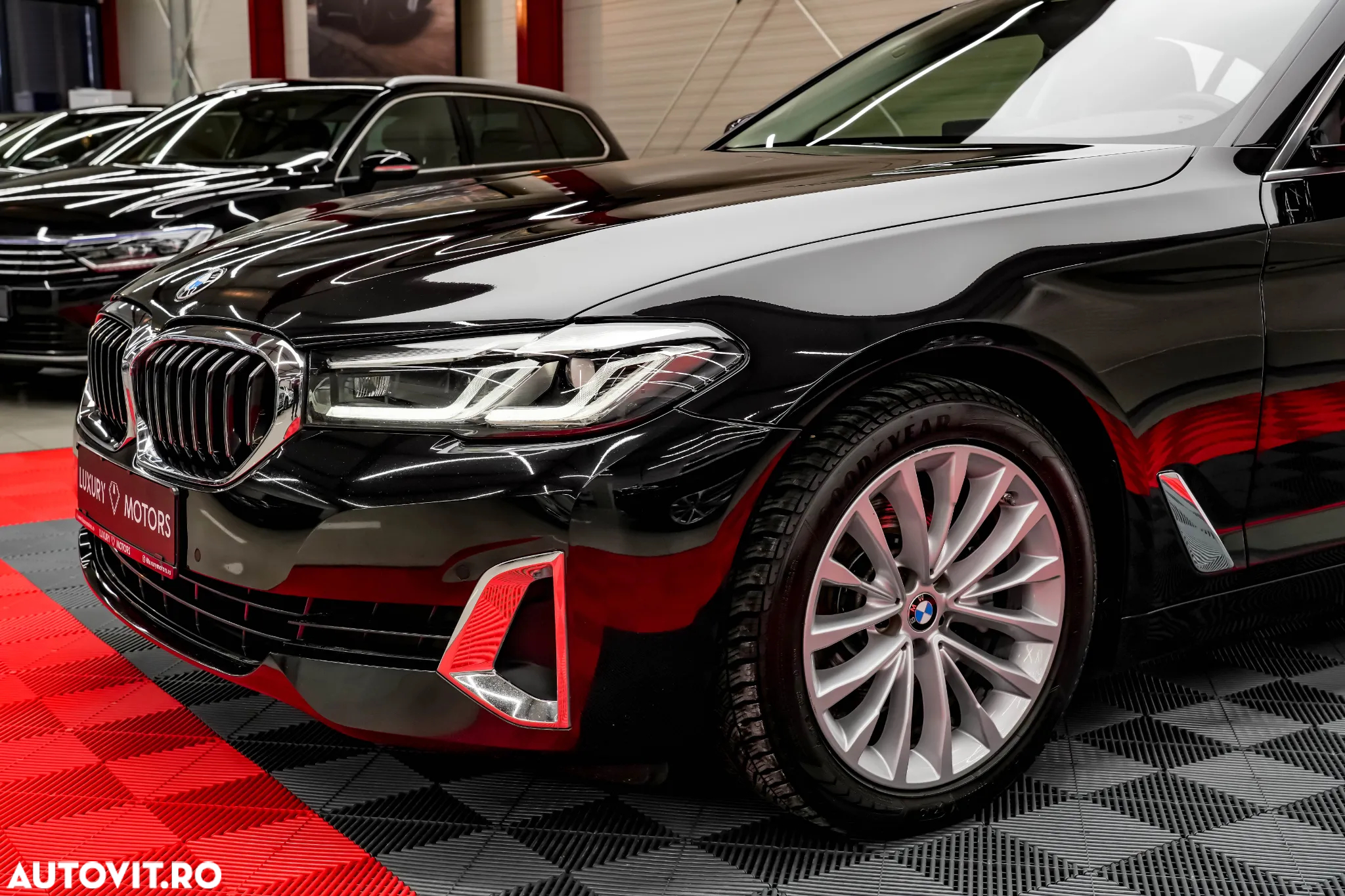 BMW Seria 5 520d Aut. Luxury Line - 19