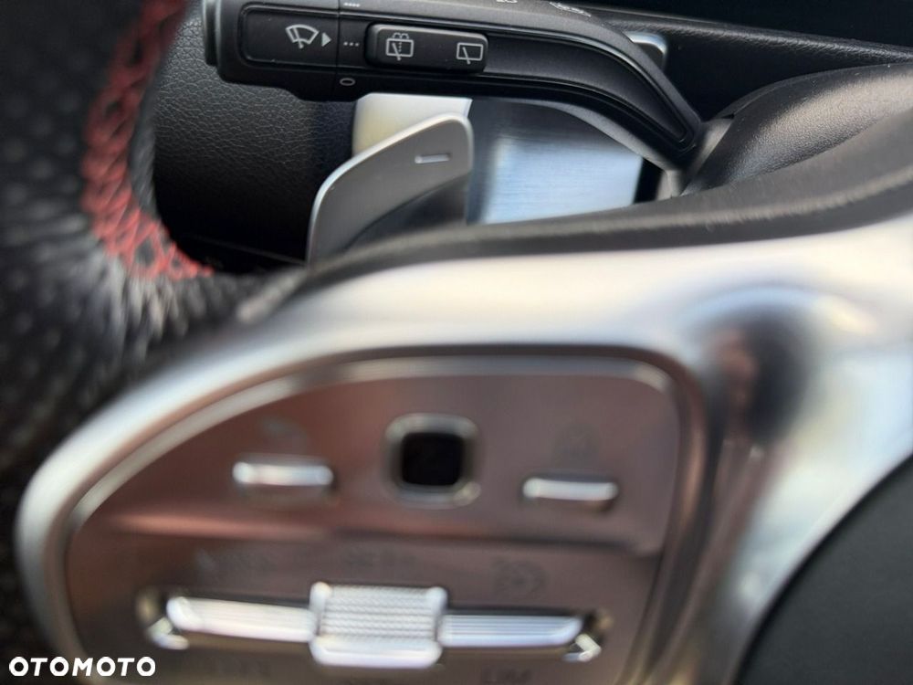 Mercedes-Benz GLB 250 4Matic 8G-DCT AMG Line Advanced Plus - 18