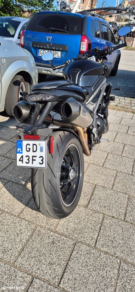 Triumph Speed Triple - 7