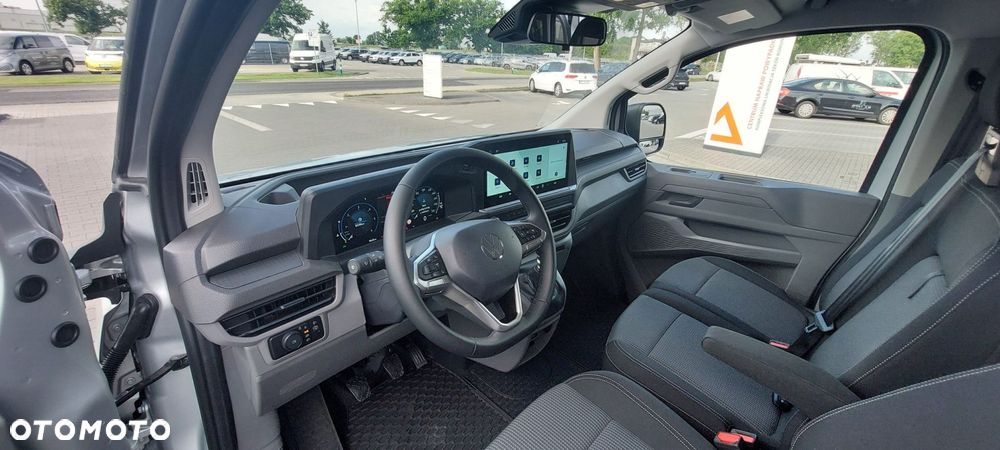 Volkswagen Caravelle - 13