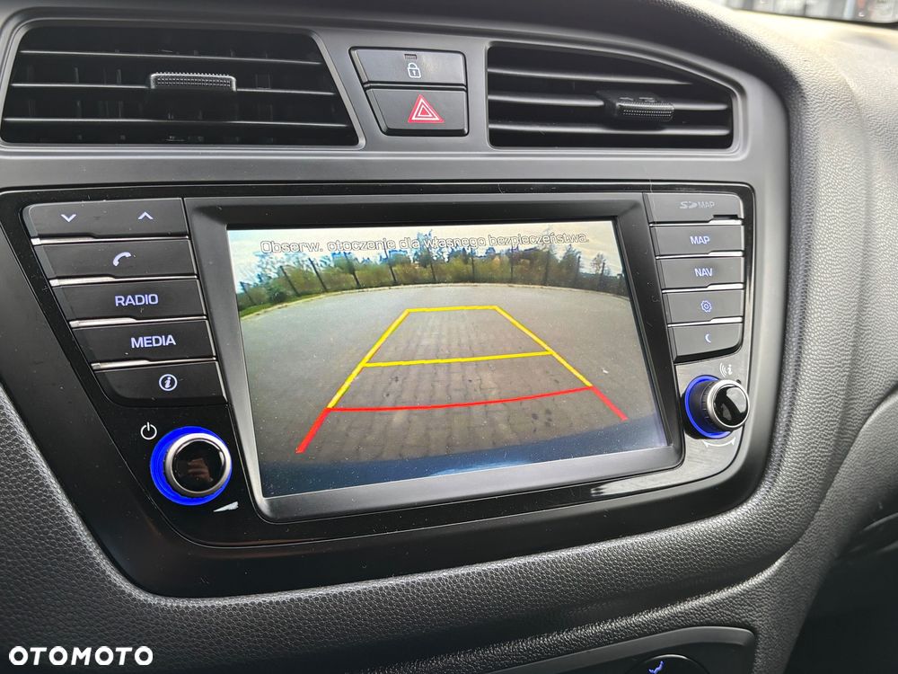 Hyundai i20 1.2 Passion Plus - 23