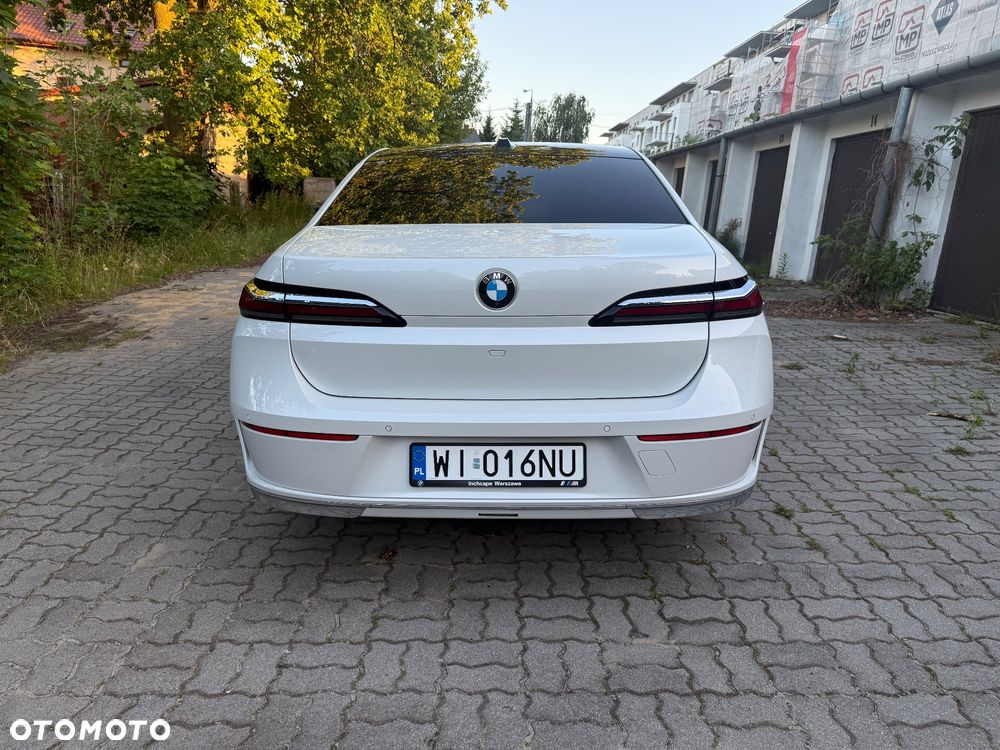 BMW Seria 7 - 40