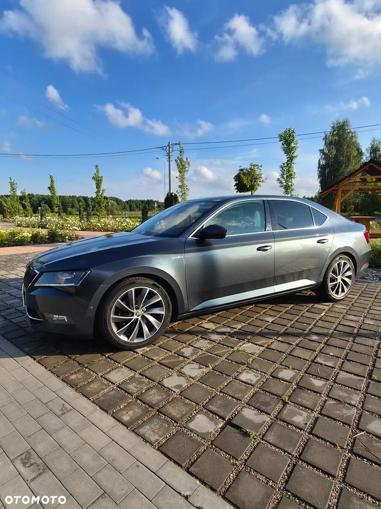 Skoda Superb 2.0 TDI 4x4 L&K DSG - 4