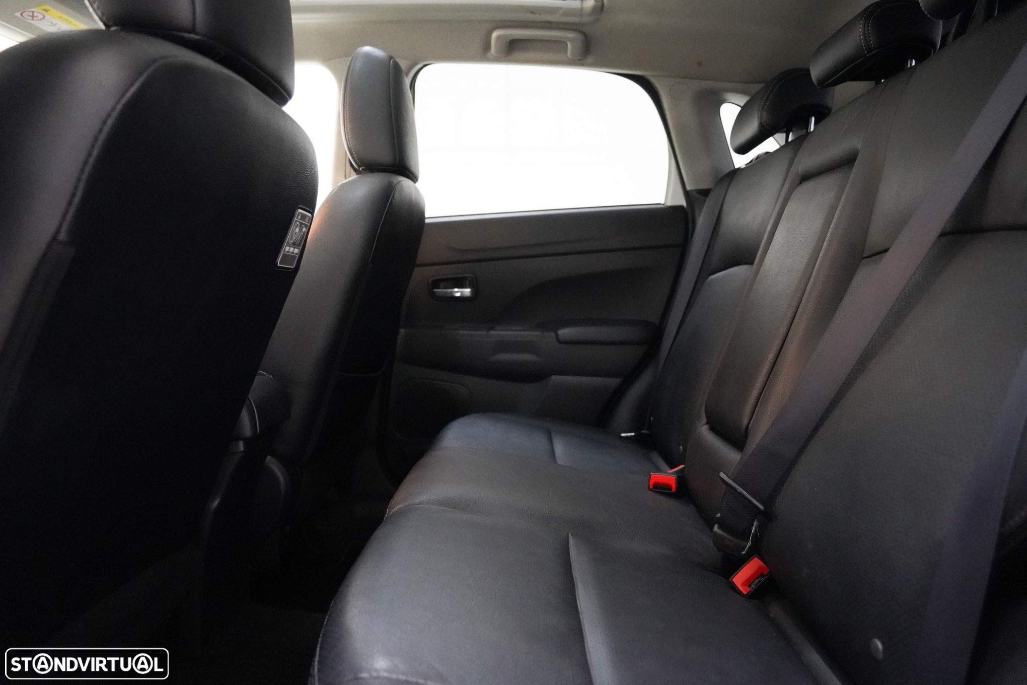Mitsubishi ASX 1.8 DI-D Instyle - 7