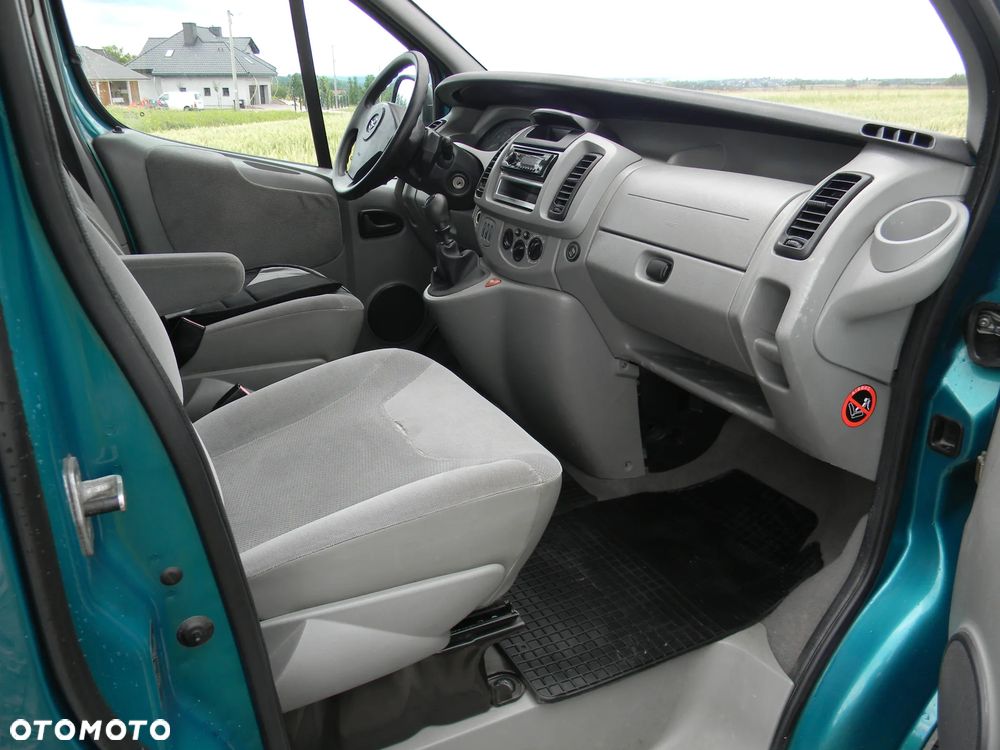 Renault Trafic - 13