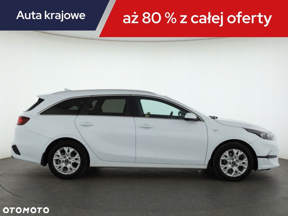 Kia Ceed - 8