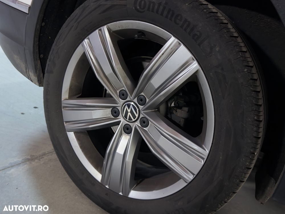 Volkswagen Tiguan 2.0 TDI SCR 4MOTION DSG Elegance - 25