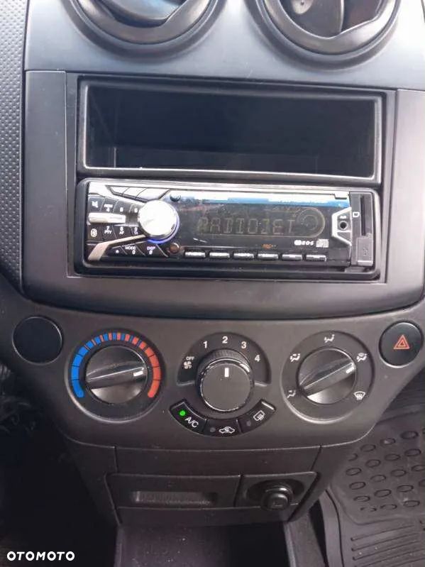 Chevrolet Aveo 1.2 16V LS - 9