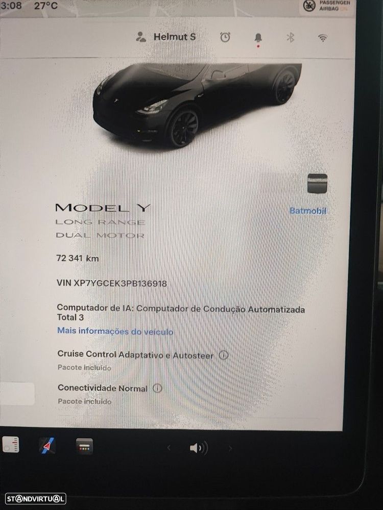 Tesla Model Y Long Range Dual Motor AWD — fotografia 10
