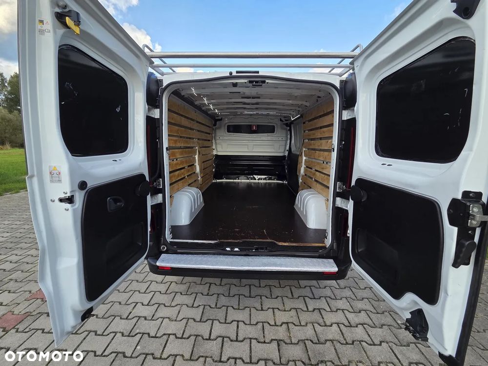 Opel Vivaro - 12