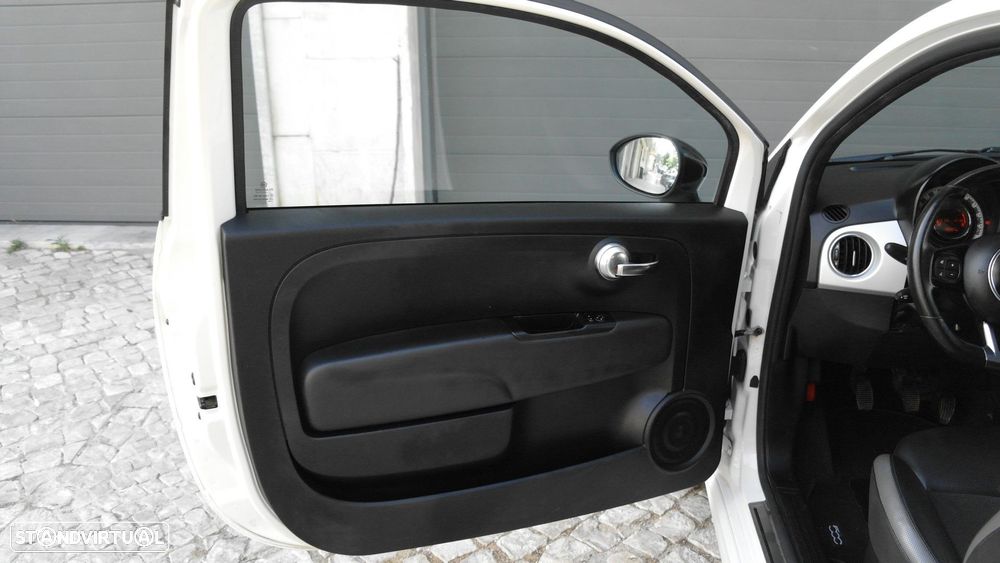 Fiat 500 1.0 Hybrid Sport — fotografia 17