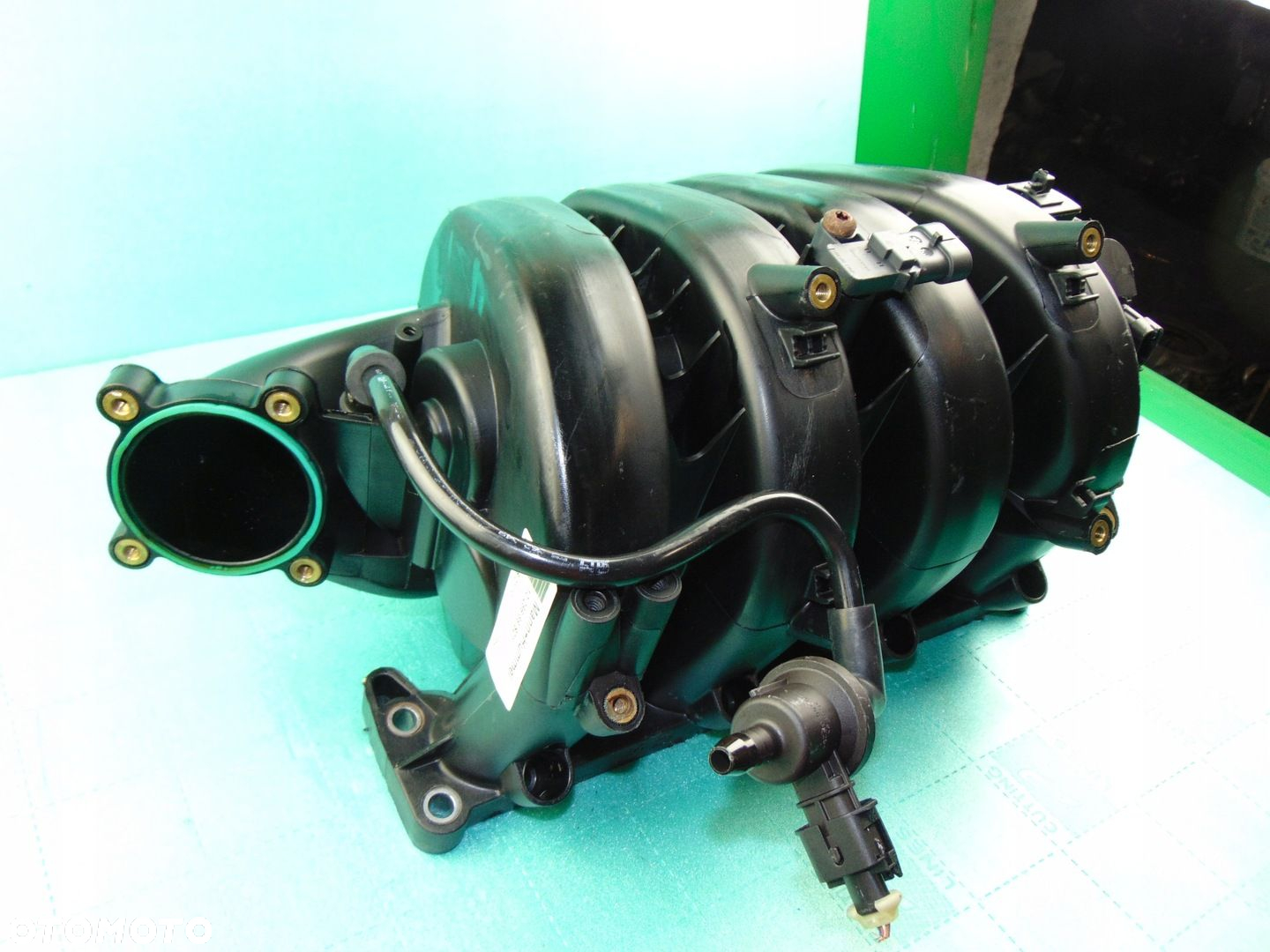 KOLEKTOR SSĄCY Astra H Zafira B Vectra C 1,8 16V 55563685 55353313 - 6