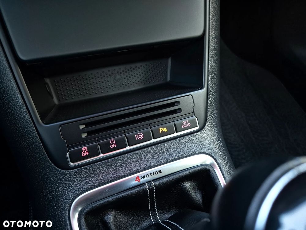 Volkswagen Tiguan Diesel Cup Track & Style - 24