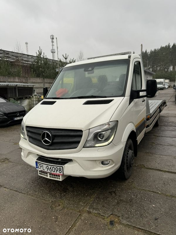 Mercedes-Benz Sprinter 519 - 18
