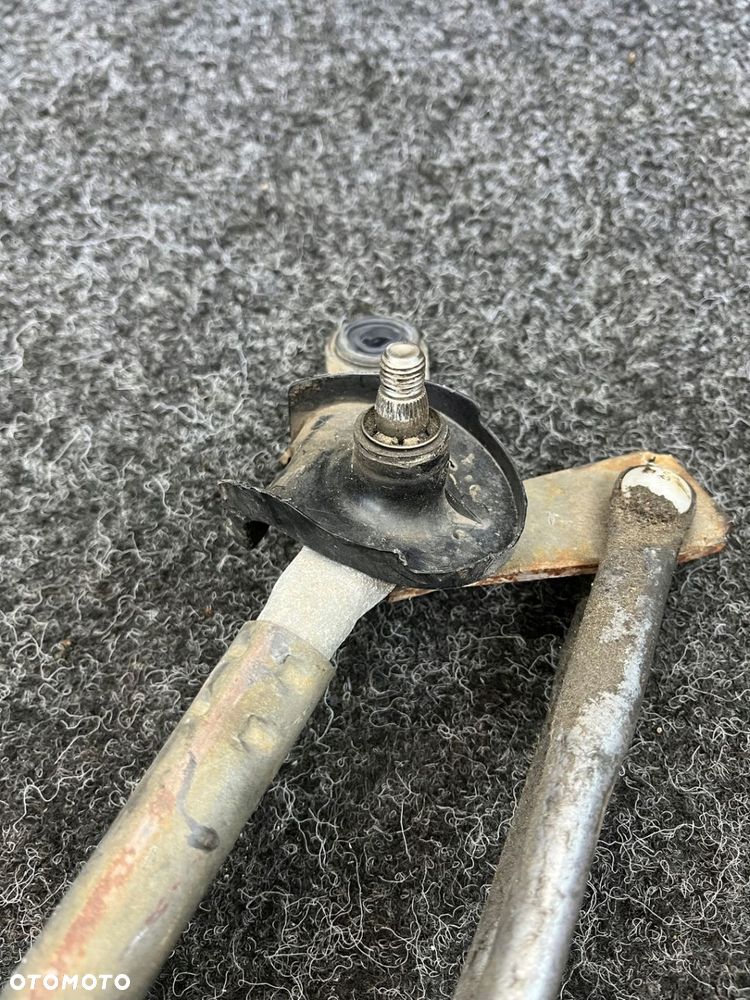 toyota corolla e15 mechanizm wycieraczek silniczek 8511012A20 - 6