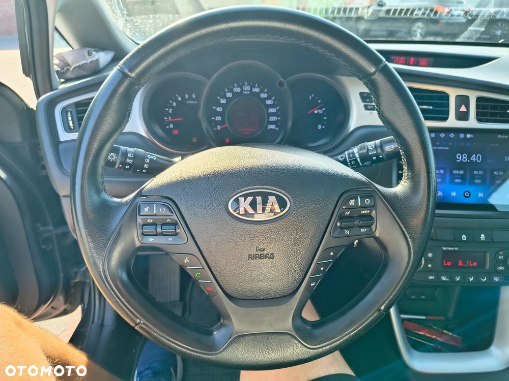 Kia Ceed 1.6 CRDi M - 13