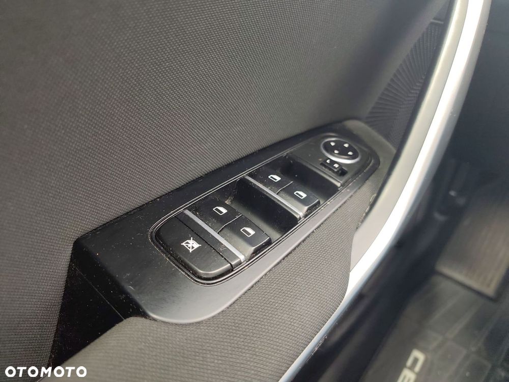 Kia Ceed - 26