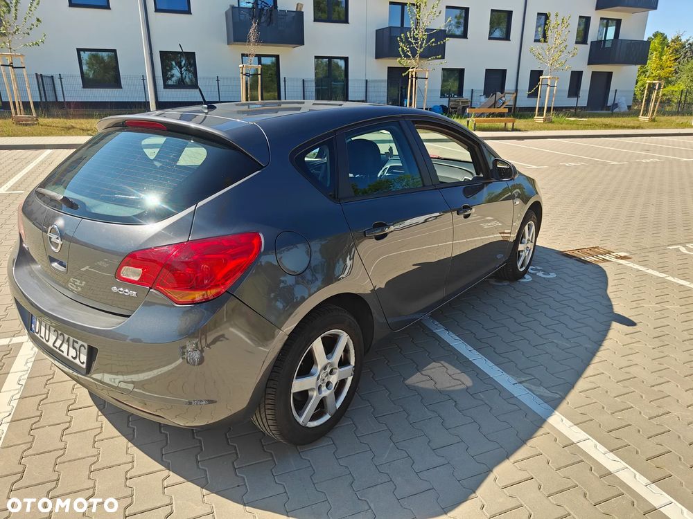 Opel Astra - 3