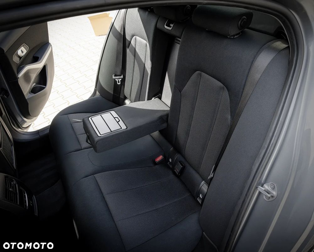BMW Seria 3 320d xDrive - 16