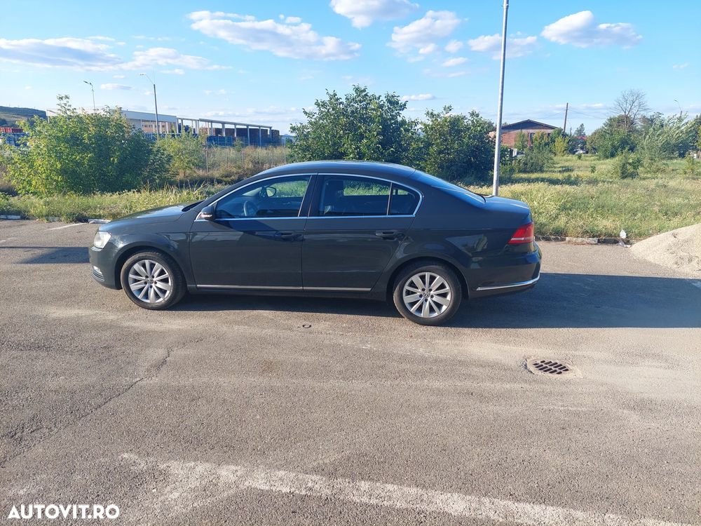 Volkswagen Passat 2.0 TDI BlueMotion Tehnology DSG Comfortline - 4