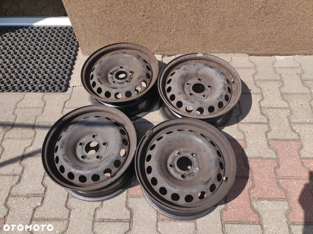 Felgi stalowe 5x114,3 R15 Renault - 3
